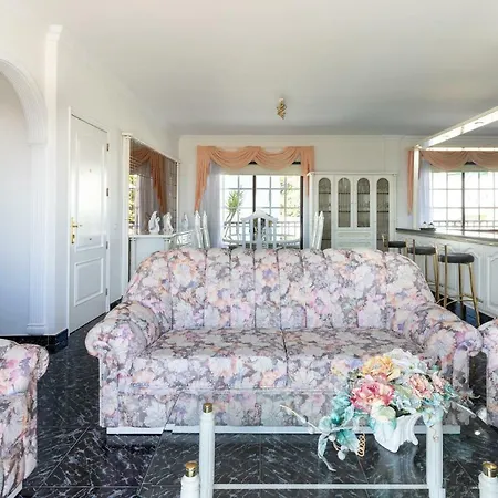 Home2book Volcano Views & Terrace Διαμέρισμα