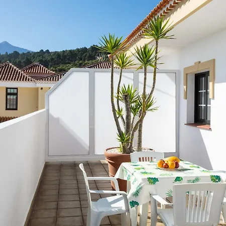 Home2book Volcano Views & Terrace *