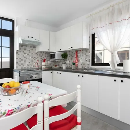 Home2book Volcano Views & Terrace * El Tanque